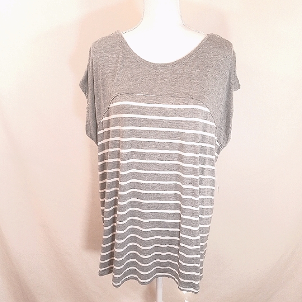 NWT SUPER SOFT MATERNITY/TUNIC